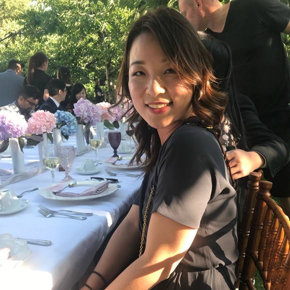 Meet your Posher, Tina - Picture 1 of 1